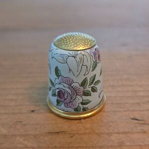 Halcyon Days "Opera Flowers" Thimble